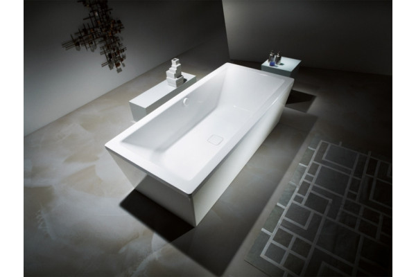 Стальная ванна Kaldewei Avantgarde Conoduo 734 с покрытием Easy-Clean, пристенная, прямоугольная