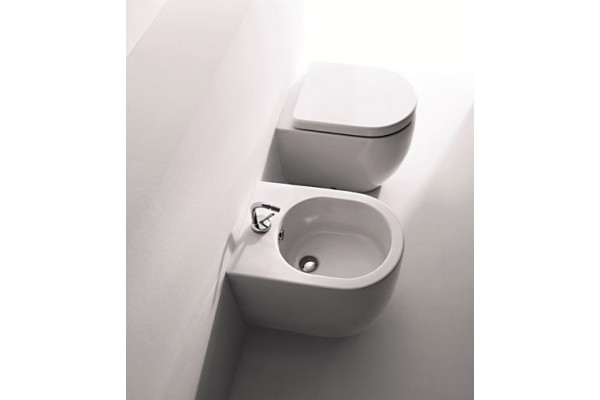 Биде напольное Kerasan Flo 312001 цвет белый, овальное, 36x52 см