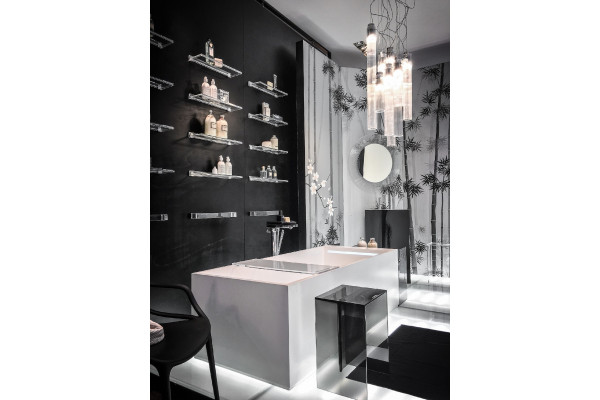 Зеркало Laufen Kartell by Laufen 80 прозрачное, с подсветкой, округлое, с розеткой