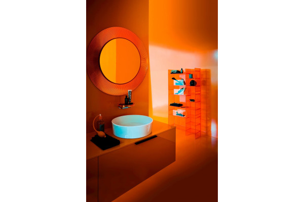 Зеркало Laufen Kartell by Laufen 80 оранжевое, с подсветкой, округлое, с розеткой
