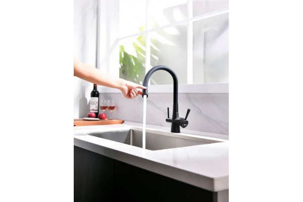Смеситель Lemark Comfort LM3075BL для кухонной мойки однорычажный, черный