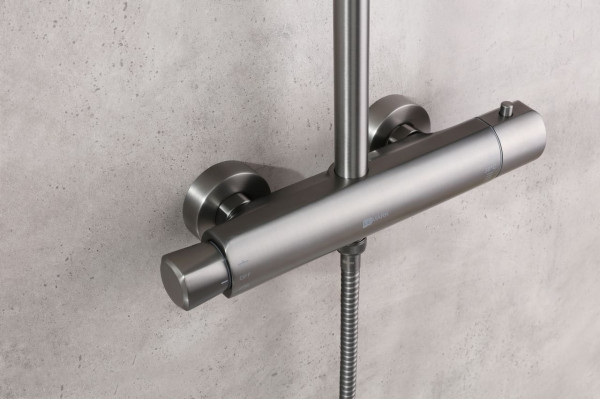Душевая стойка Lemark Bronx LM3770GM c термостатом, графит, цвет сталь, штанга 161.5 см