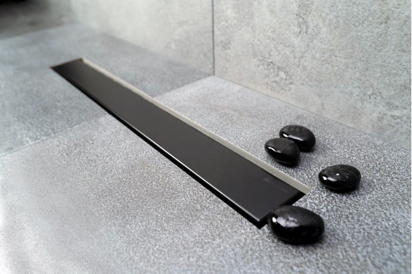 Душевой лоток Pestan Confluo Frameless Line 650 черный матовый в пол около стены, выпуск боковой