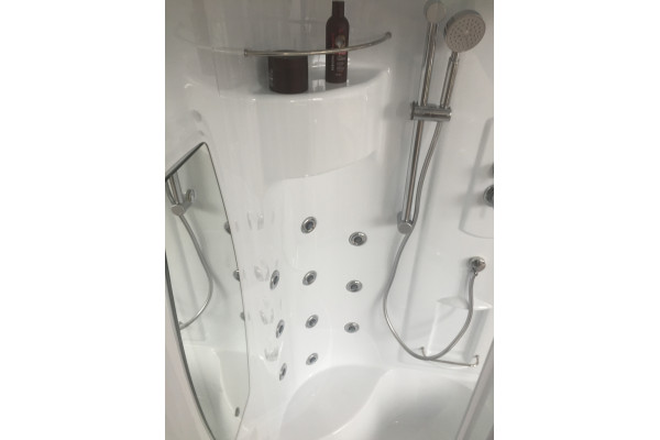 Душевая кабина Royal Bath RB100NRW-C-CH+Р четверть круга, поддон глубокий