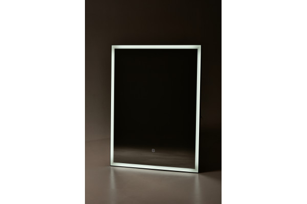 Зеркало Sintesi KANTO BLACK 60х80 с LED-подсветкой  в современном стиле