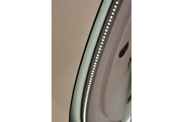 Зеркало Sintesi ESTRO 70х100 с LED-подсветкой  в современном стиле