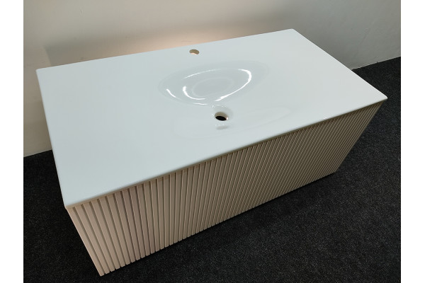 TW Shape комплект мебели база с раковиной Kerasan 548001*1 122х52см с 1-м выдвиж. ящиком с механизмом push to open цвет: белый матовый RAL9003 SHAP120-B+548001*1