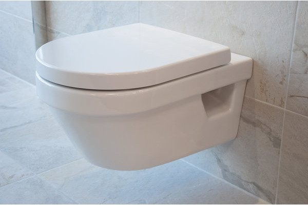 Унитаз подвесной Villeroy & Boch Omnia Architectura DirectFlush alpin белый, овальный, 37x53 см