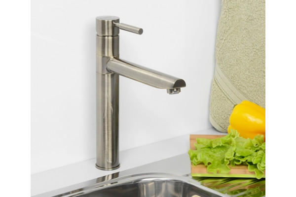 Смеситель Wasserkraft A8137 для кухонной мойки, светлая бронза, однорычажный, высота излива 17.7 см