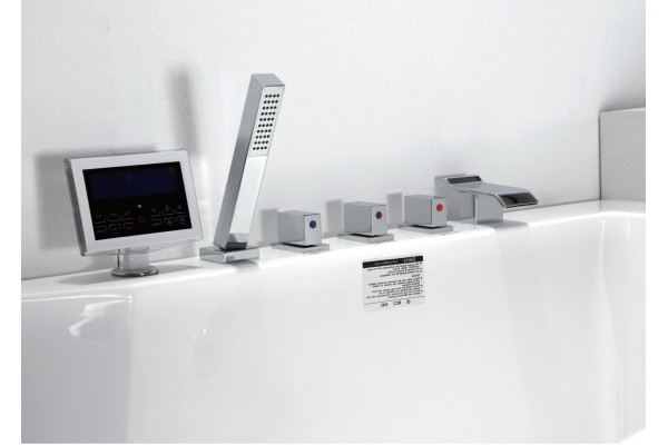 Акриловая ванна Gemy G9066 II O R