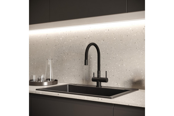 Смеситель для кухни Domaci Равенна DCB 3015 черный, с гибким изливом